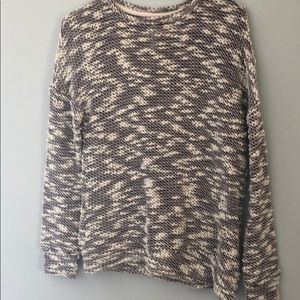 Light weight sweatshirt